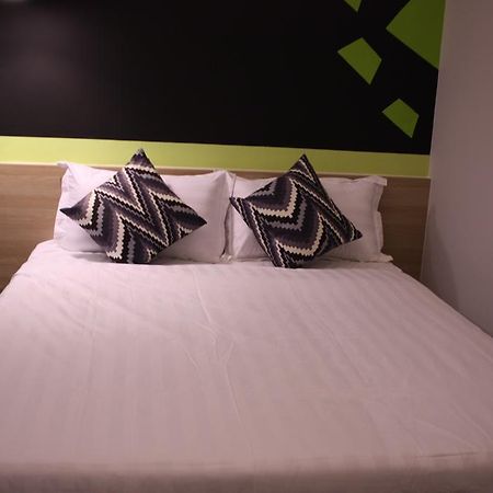 Dejaya Boutique Hotel Kuchai Lama Kuala Lumpur Buitenkant foto